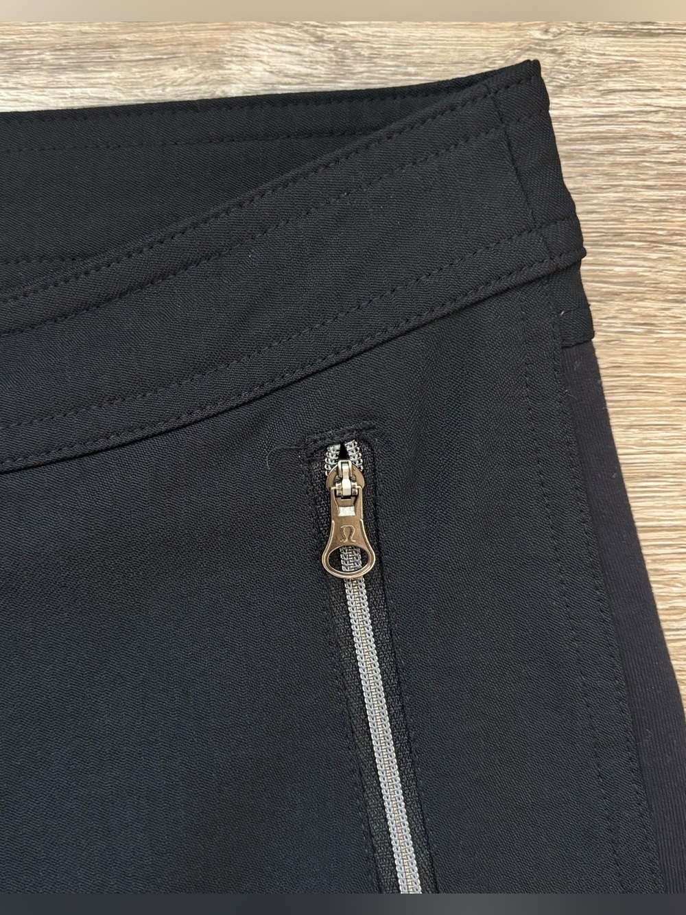 Lululemon Better Together Zip Front Black Pants Zip Pockets Reflective Women’s 4 - Picture 9 of 13